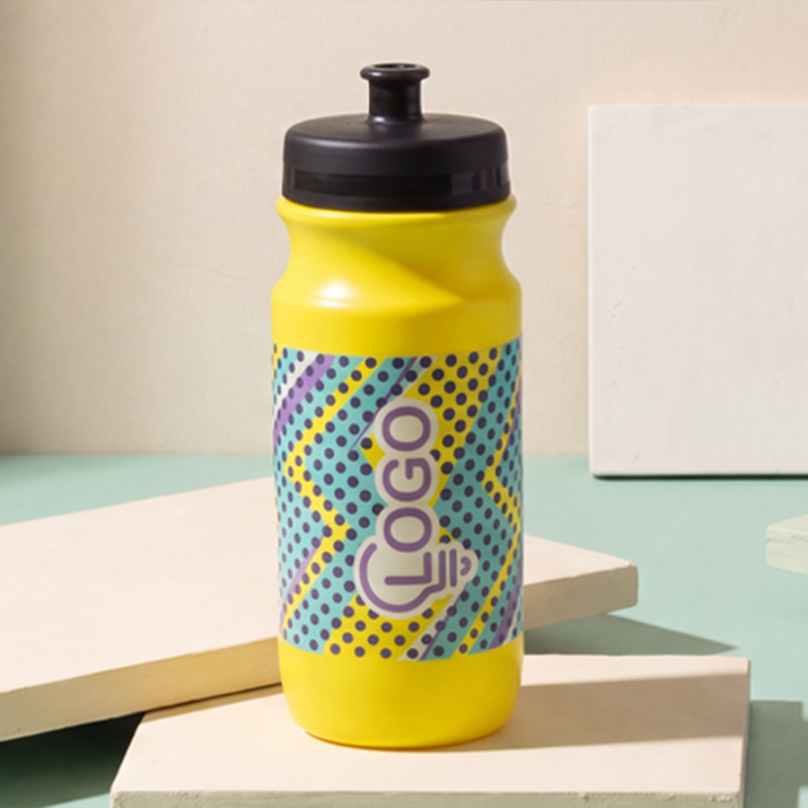 Gelbe Sportflasche mit Push-and-Pull-Deckel und Rundum-Druck