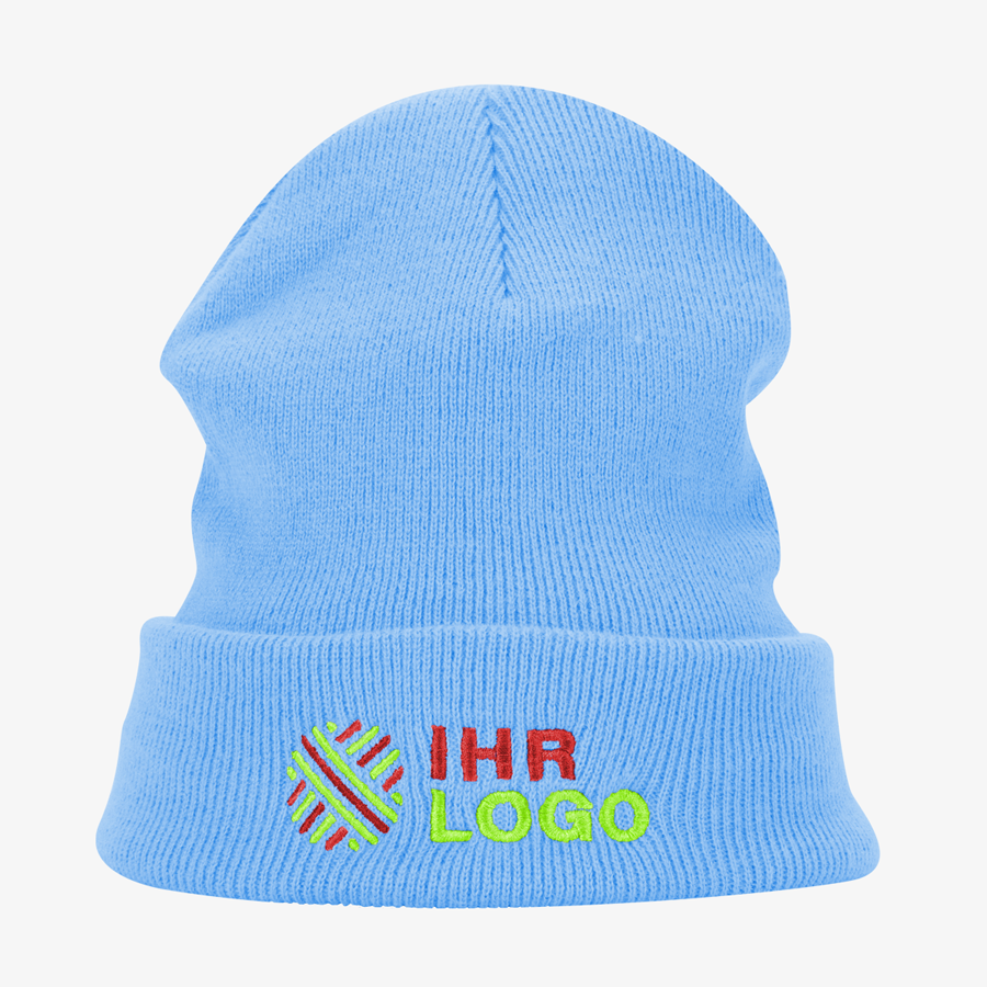 Blaue Beanie von Beechfield  mit mehrfarbiger Stickerei