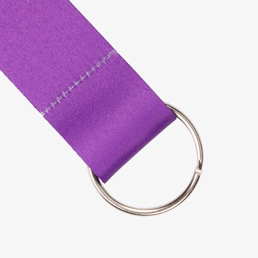 Lanyards aus Recyclingmaterial mit einem Ring