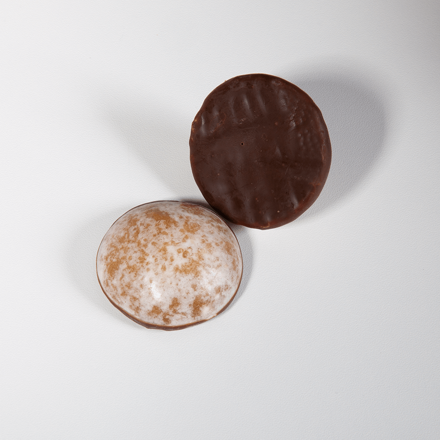 Köstliche Lebkuchen der Firma Lambertz mit Schokolade und Zuckerglasur